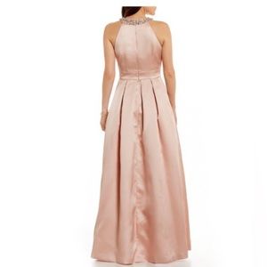 Brand NWT Eliza J Beaded Halter Sleeveless Beaded Satin Fit & Flare Gown Size 8